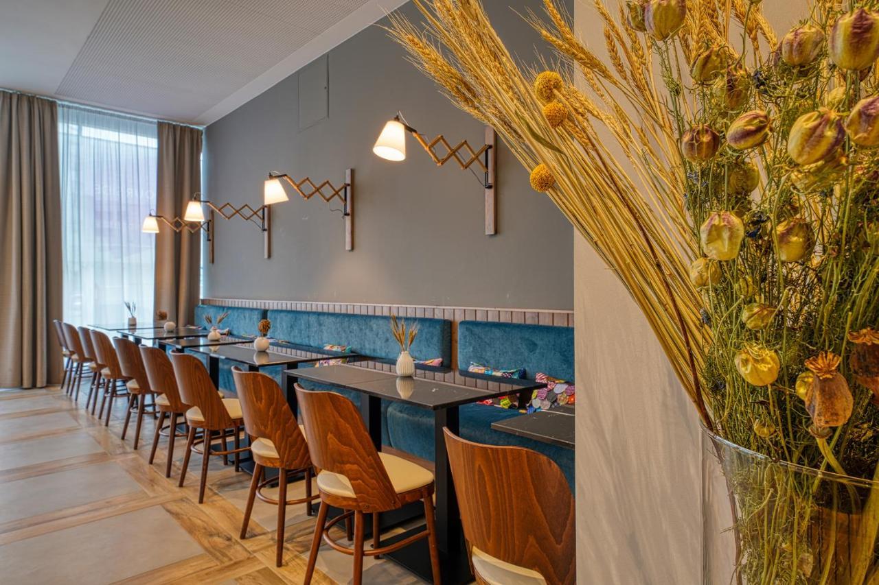 Vienna House Easy By Wyndham Freiburg City Екстер'єр фото