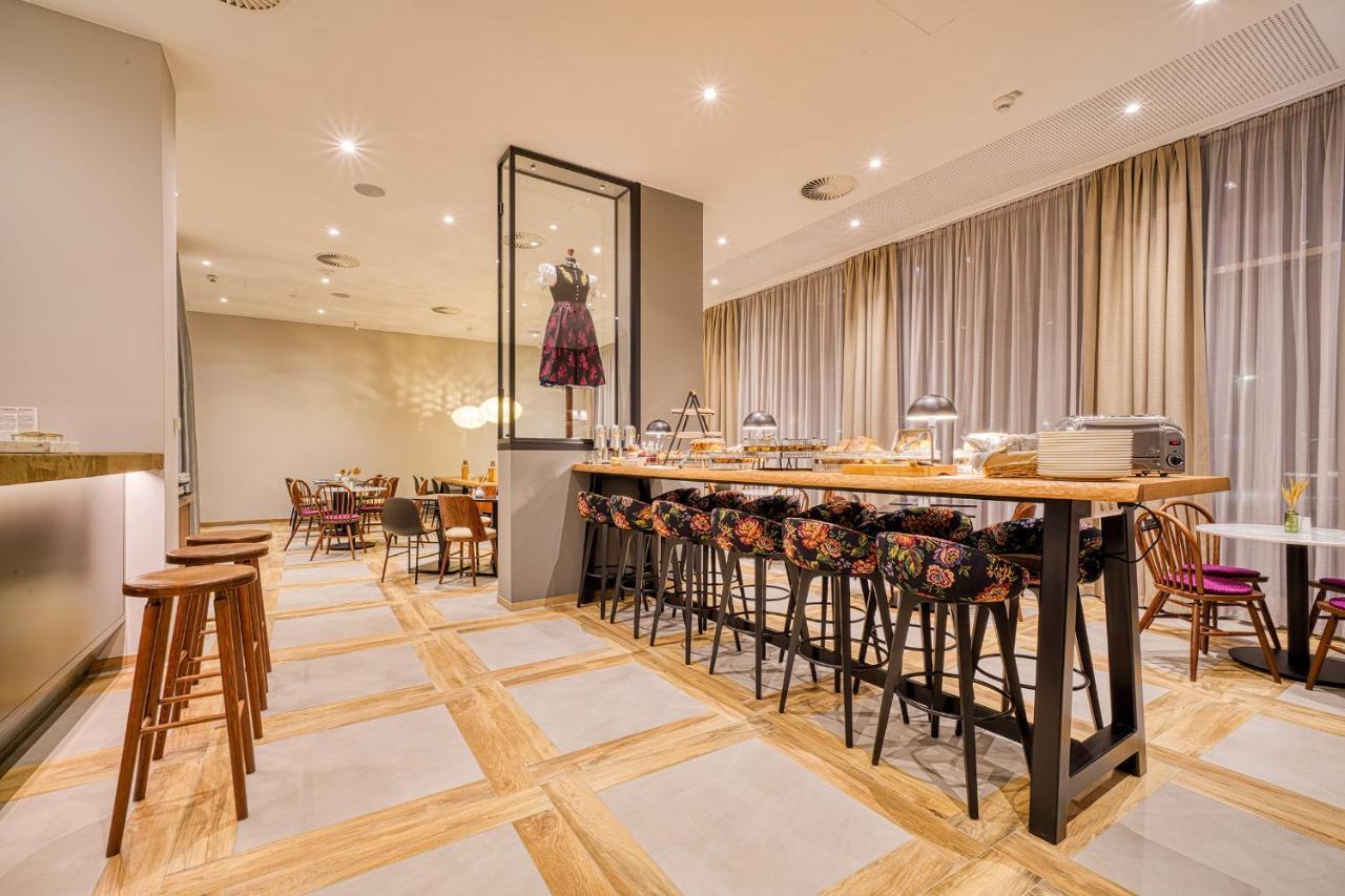 Vienna House Easy By Wyndham Freiburg City Екстер'єр фото