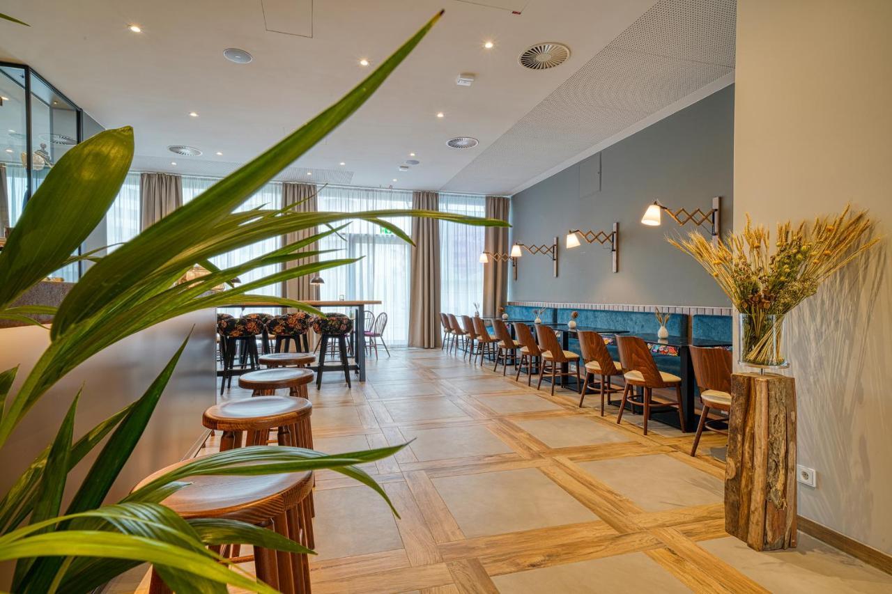 Vienna House Easy By Wyndham Freiburg City Екстер'єр фото