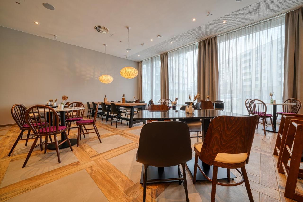 Vienna House Easy By Wyndham Freiburg City Екстер'єр фото