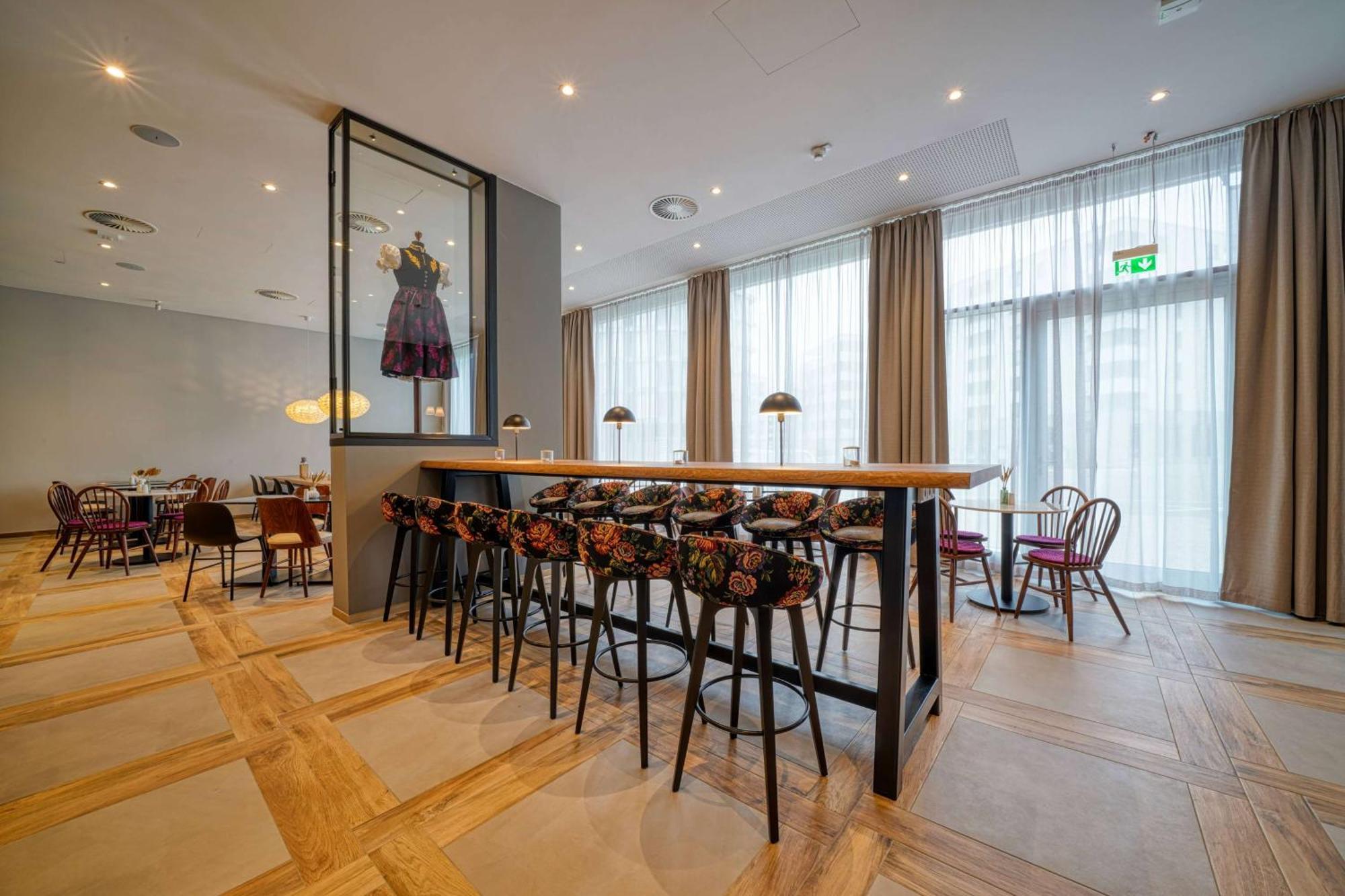Vienna House Easy By Wyndham Freiburg City Екстер'єр фото