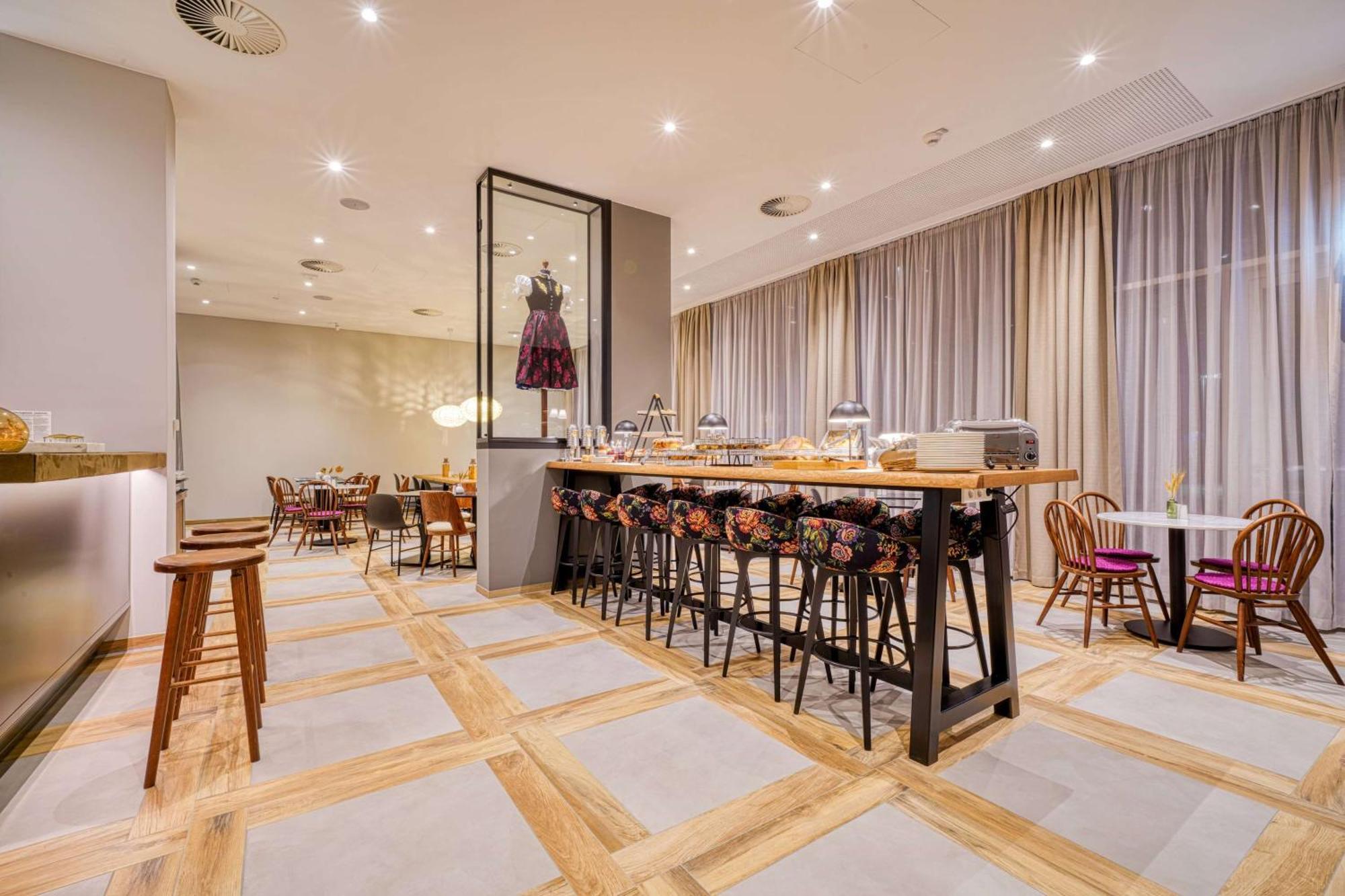 Vienna House Easy By Wyndham Freiburg City Екстер'єр фото